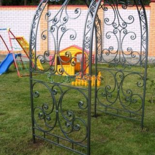 Кованые изделия для сада 3